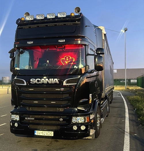 Camion Scania din flota companiei ADG Expert Spedition